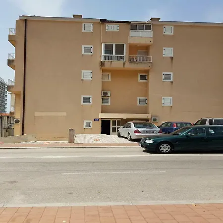 Apartman Ljubav Makarska Exterior foto